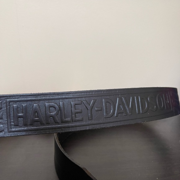 Harley Davidson Leather Belt & Buckle - Picture 7 of 11